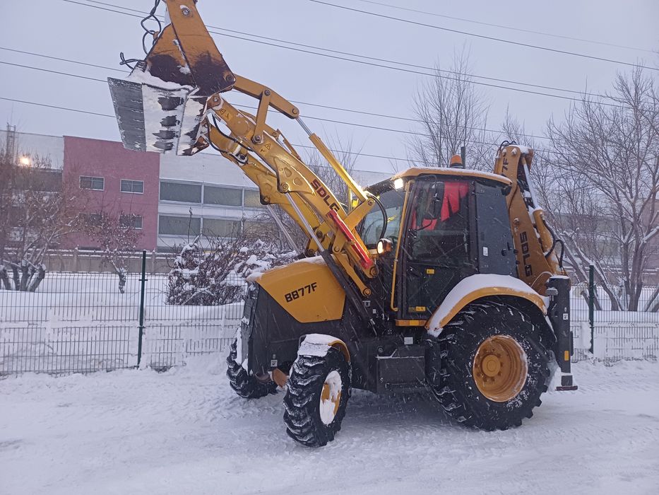 Услуги экскаватор-погрузчика уборка снега