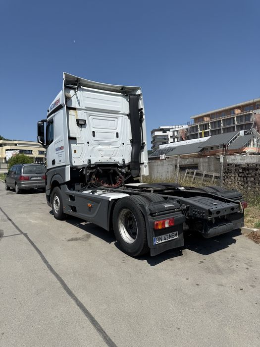 Actros MP4   1843