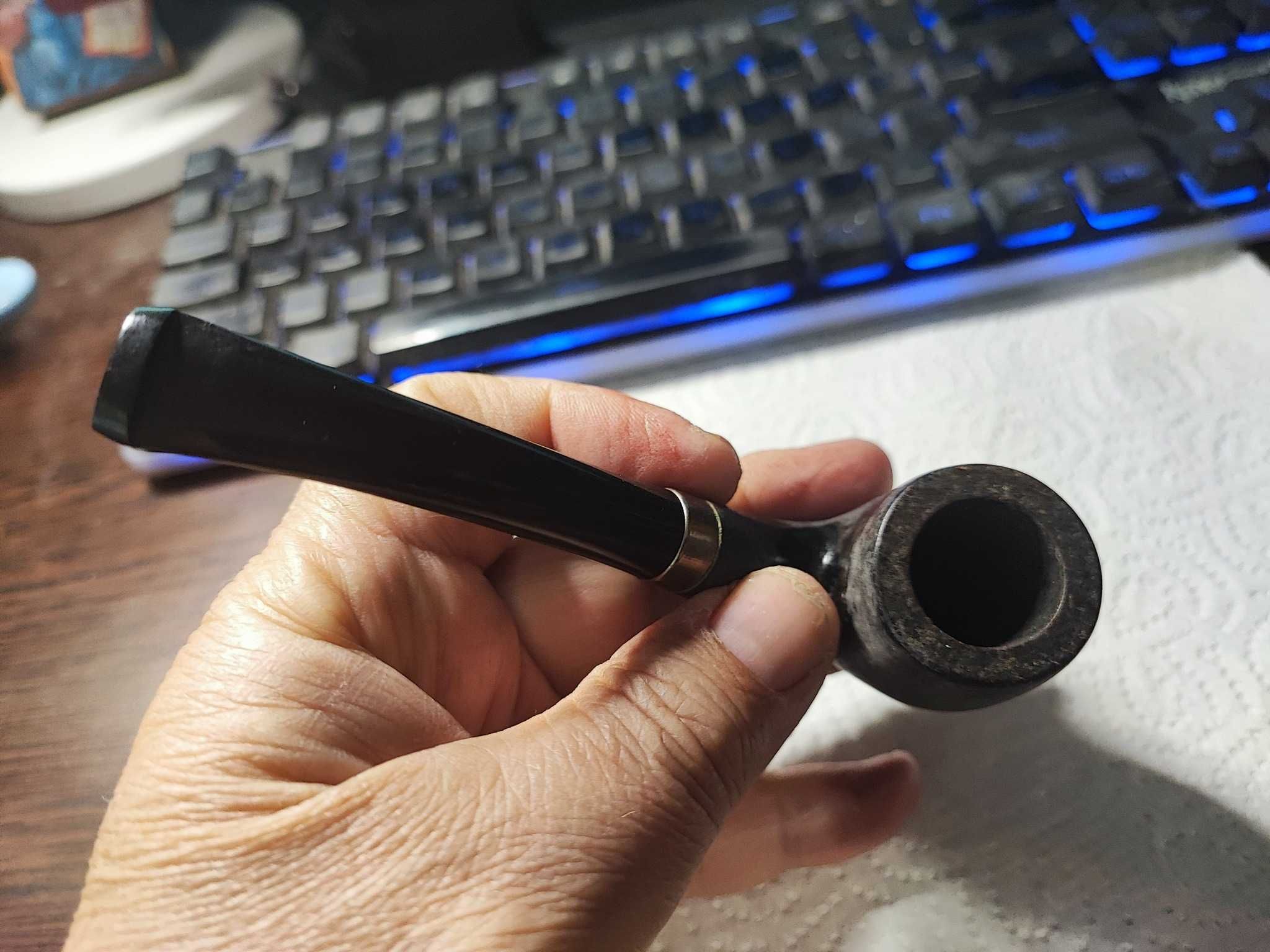 Pipa vintage interesanta