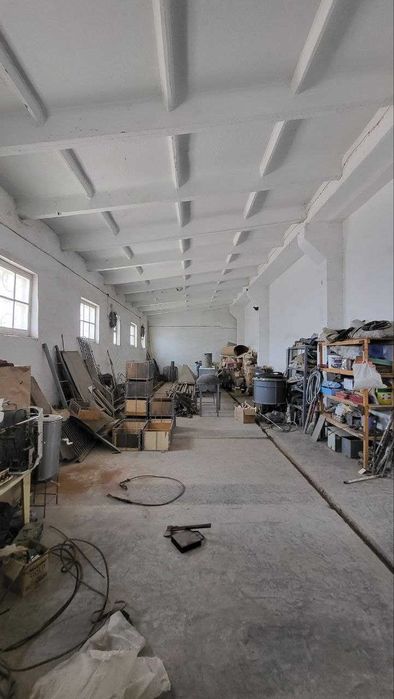 Baza sotiladi 2.3 ga