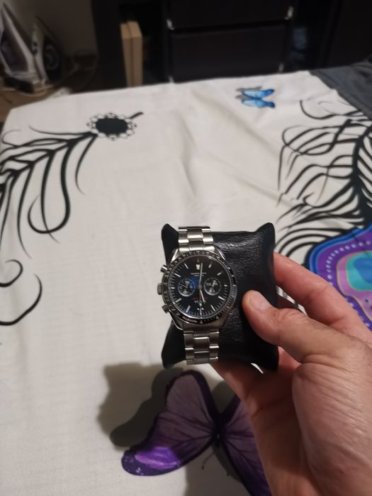 Ceas de vanzare de firma