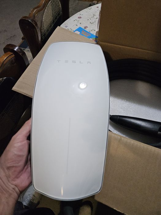 Зарядное устройства GBT для TESLA 21 кВт, 11 кВт, 7кВт, 3,5 кВт.