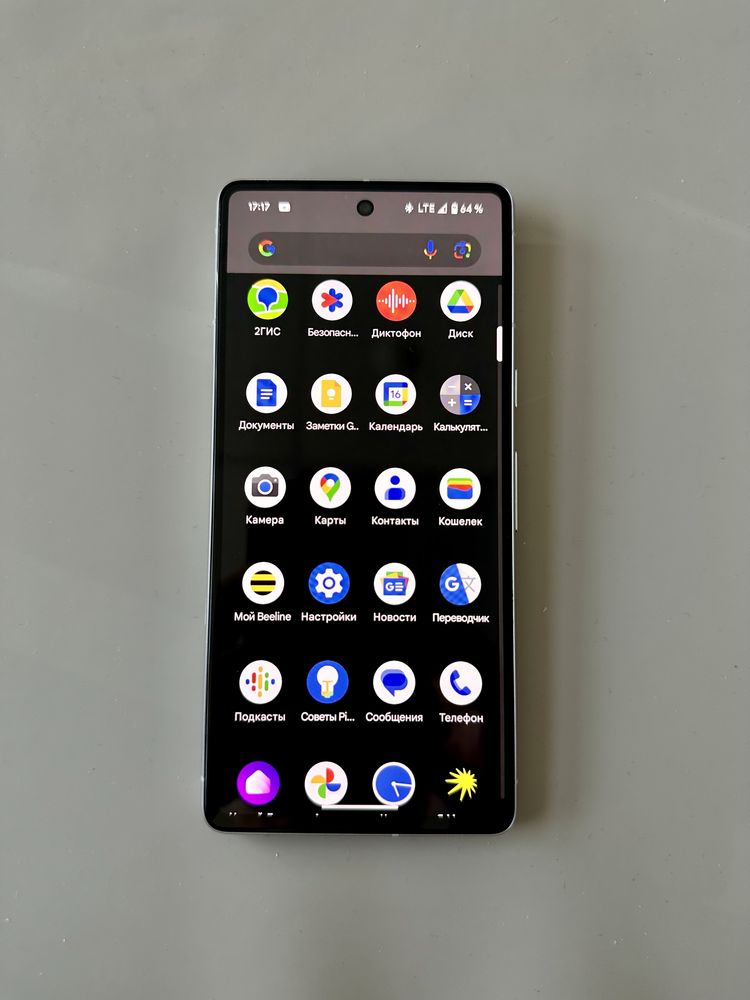 Продам Google Pixel 7, 128 гб, белый, с оригинальным чехлом, идеал.