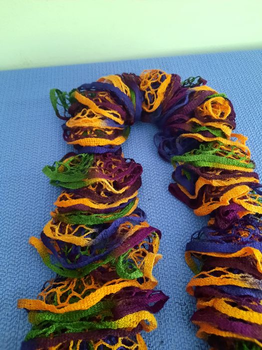 Deosebit fular dantelat multicolor