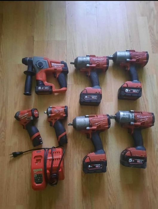 Scule Milwakee pe acumulatori