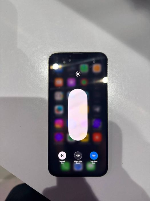 Ayfon 13pro max sotiladi