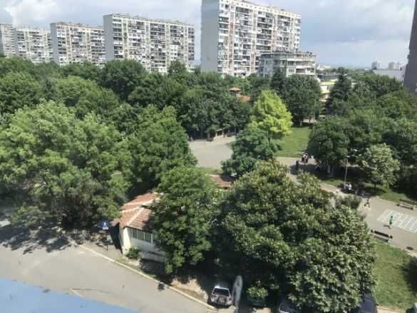 Дава се под наем Тристаен апартамент в Бургас, Славейков - 80 кв.м за 220 € - Снимка #12