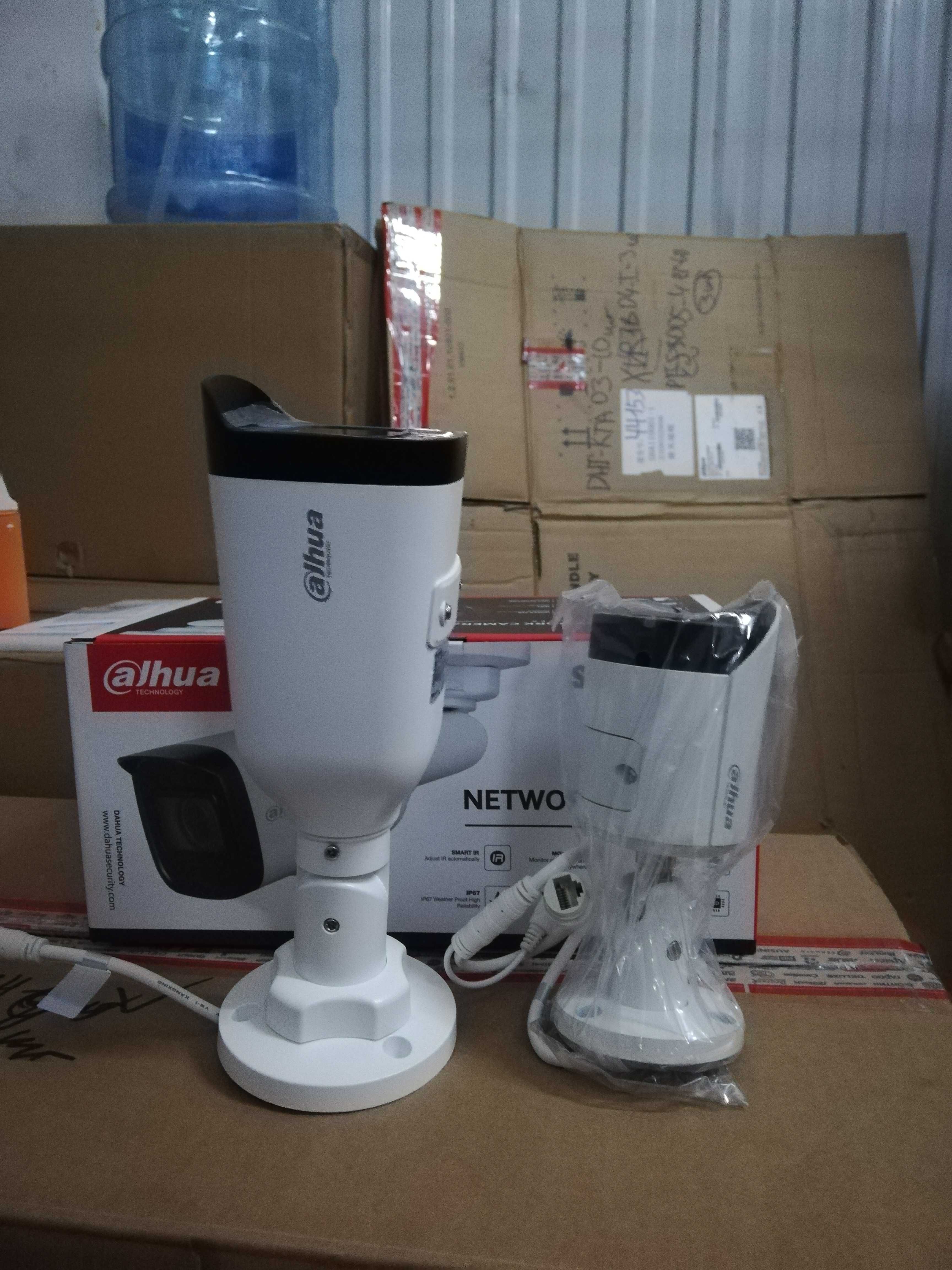 Продам видеорегистратор Dahua NVR5216-8P-I/L