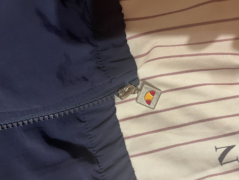 Яке на ellese м размер