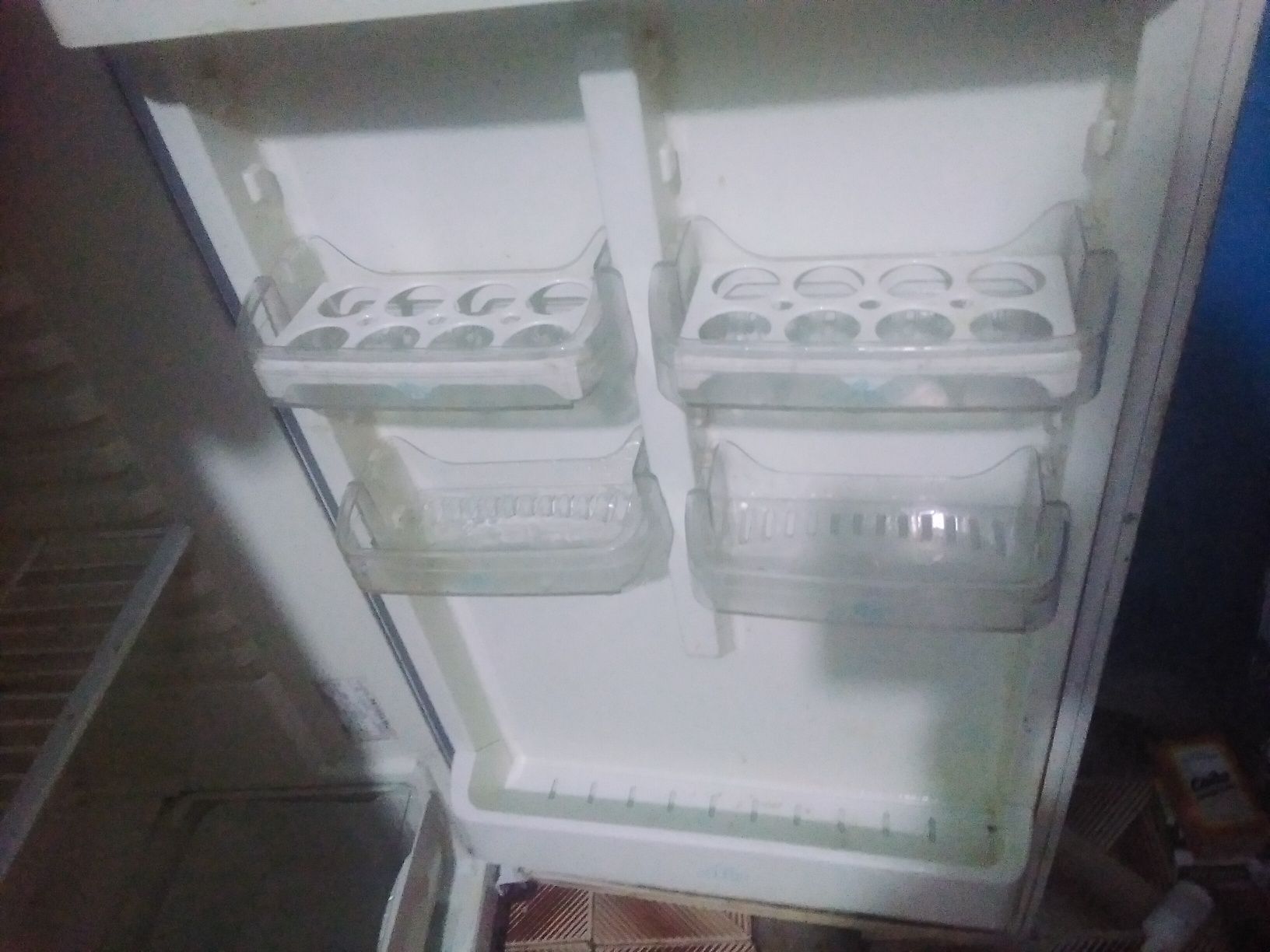 Холодильник нерабочиё  продам  самовывоз