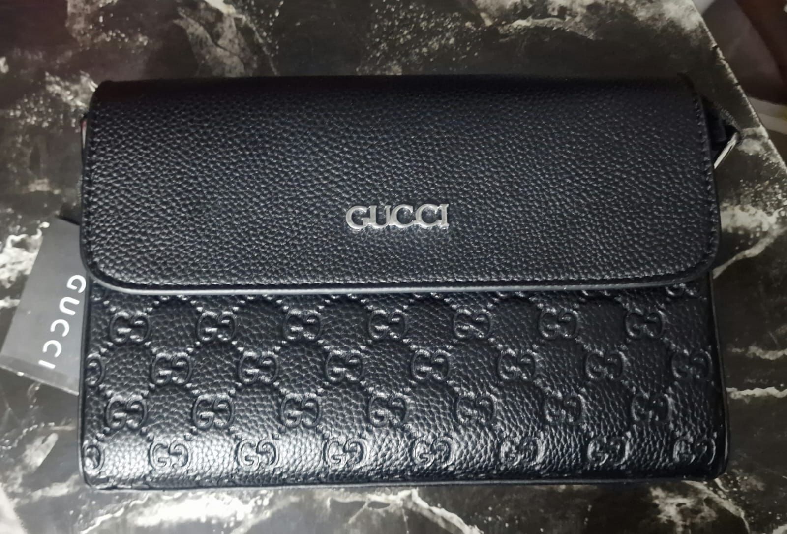 Продам Gucci сумка через плечо