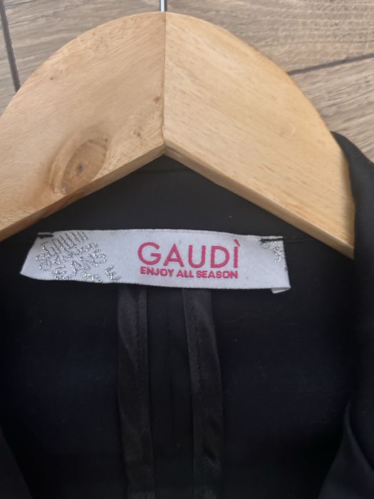 Costum doua piese  Gaudi narimea 40