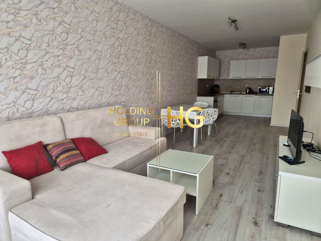 2-стаен в Варна-Аспарухово площ 81 кв м,  цена 145000 евро с гаража