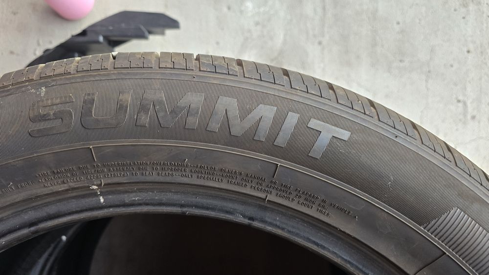 Summit 2бр. Гуми 265/50/20