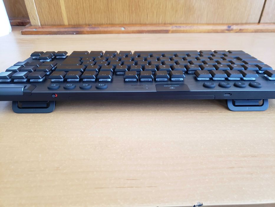 Безжична механична клавиатура Logitech G915 TKL (US layout)