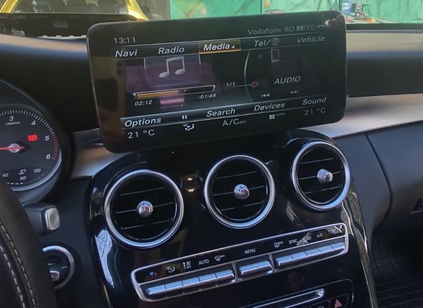 Navigatie android Mercedes C Class w204 w205 Carplay Waze YouTube BT