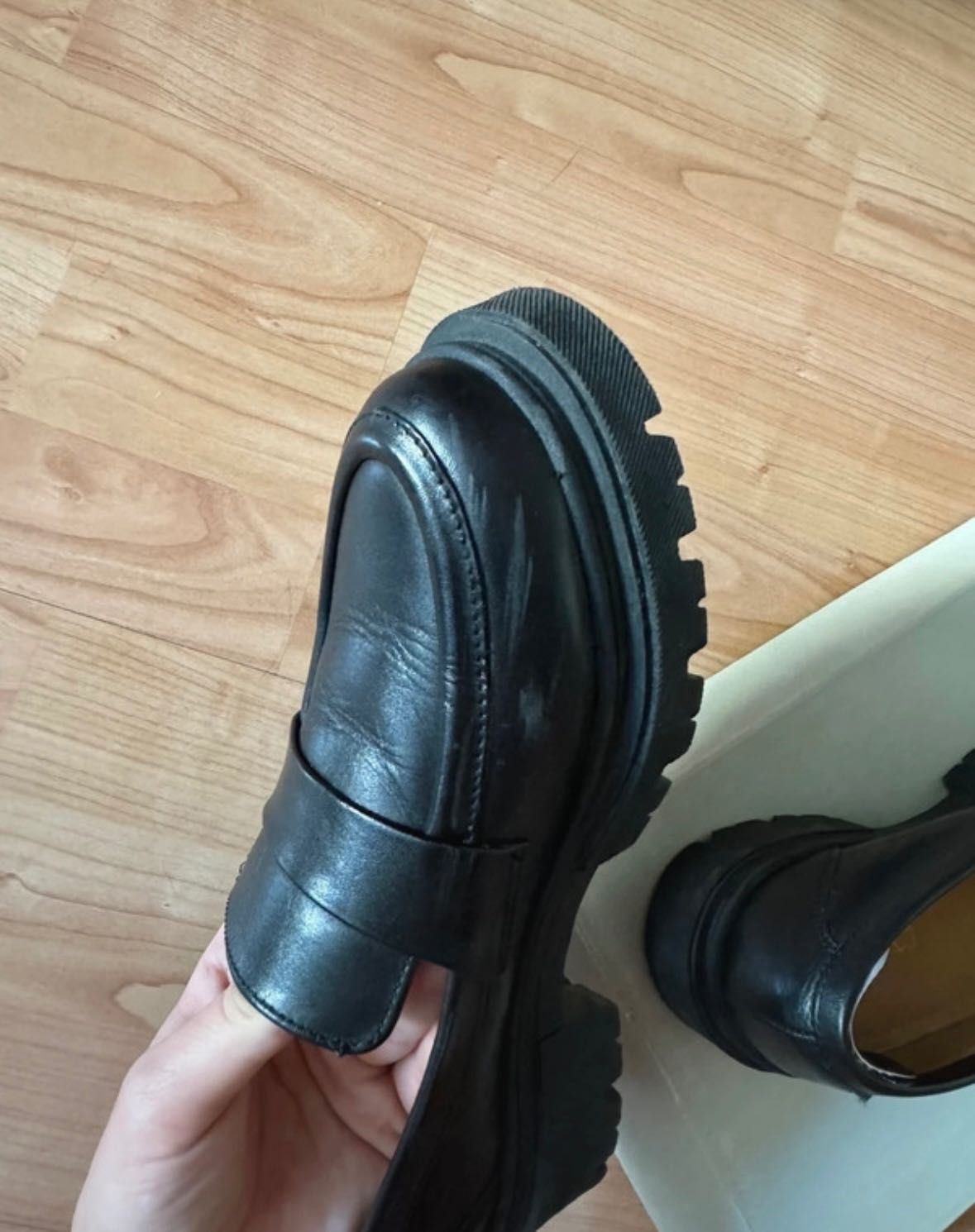 Loafers de piele