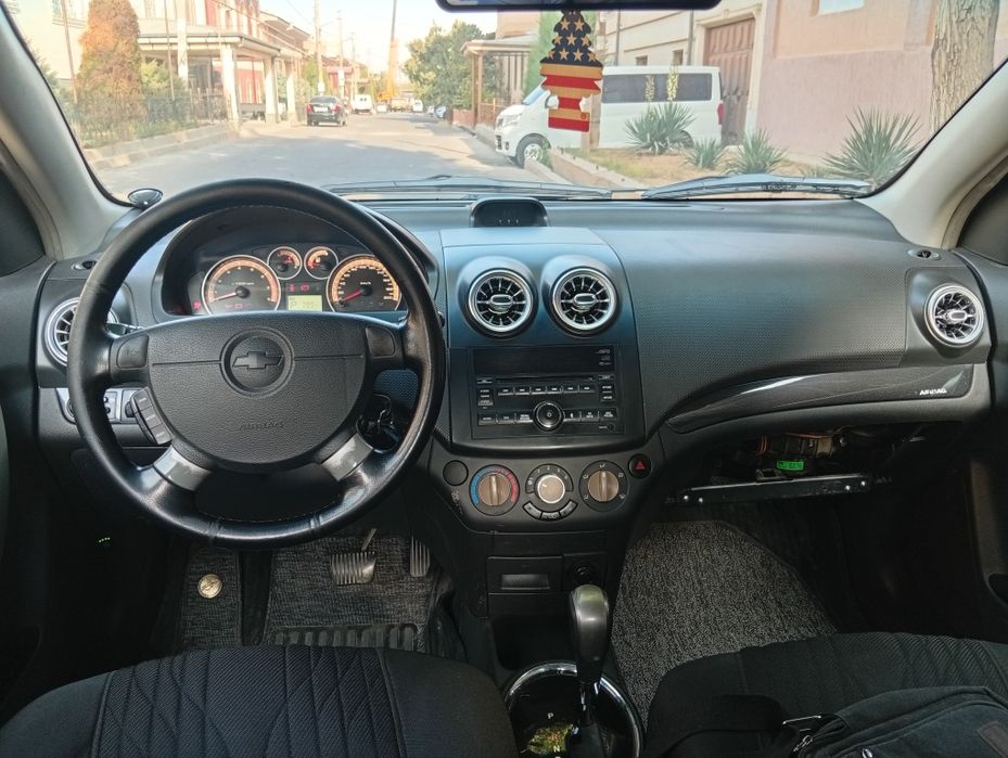 Нексия3 сотилади ёки аренда