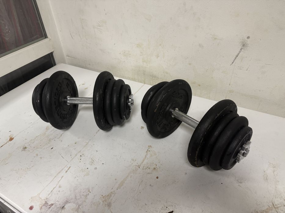 Gantere reglabile fier noi, set 25 kg+25 kg=50 kg, pret 600 lei