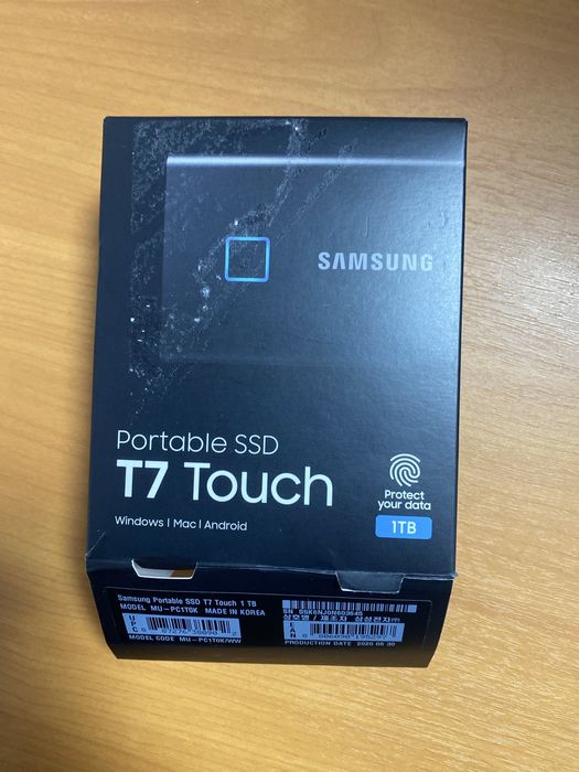 Внешний накопитель Samsung T7 1000 ГБ
