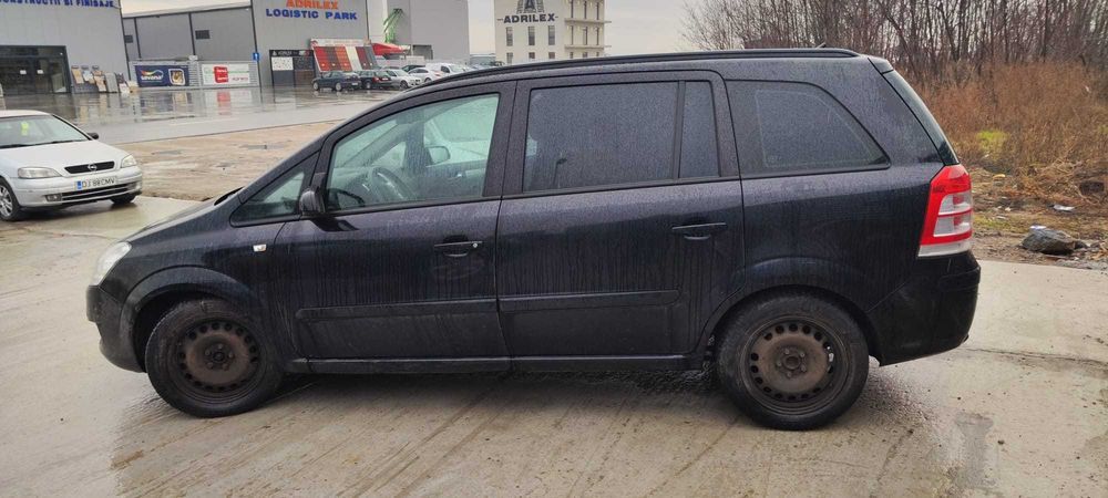 Piese din Dezmembrari Opel Zafira B 1700 cdti z17dtr an 2010