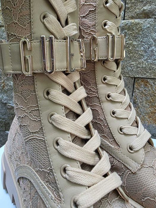 Нови,Оригинални обувки на марките Michael Kors, Armani Exchange, Guess