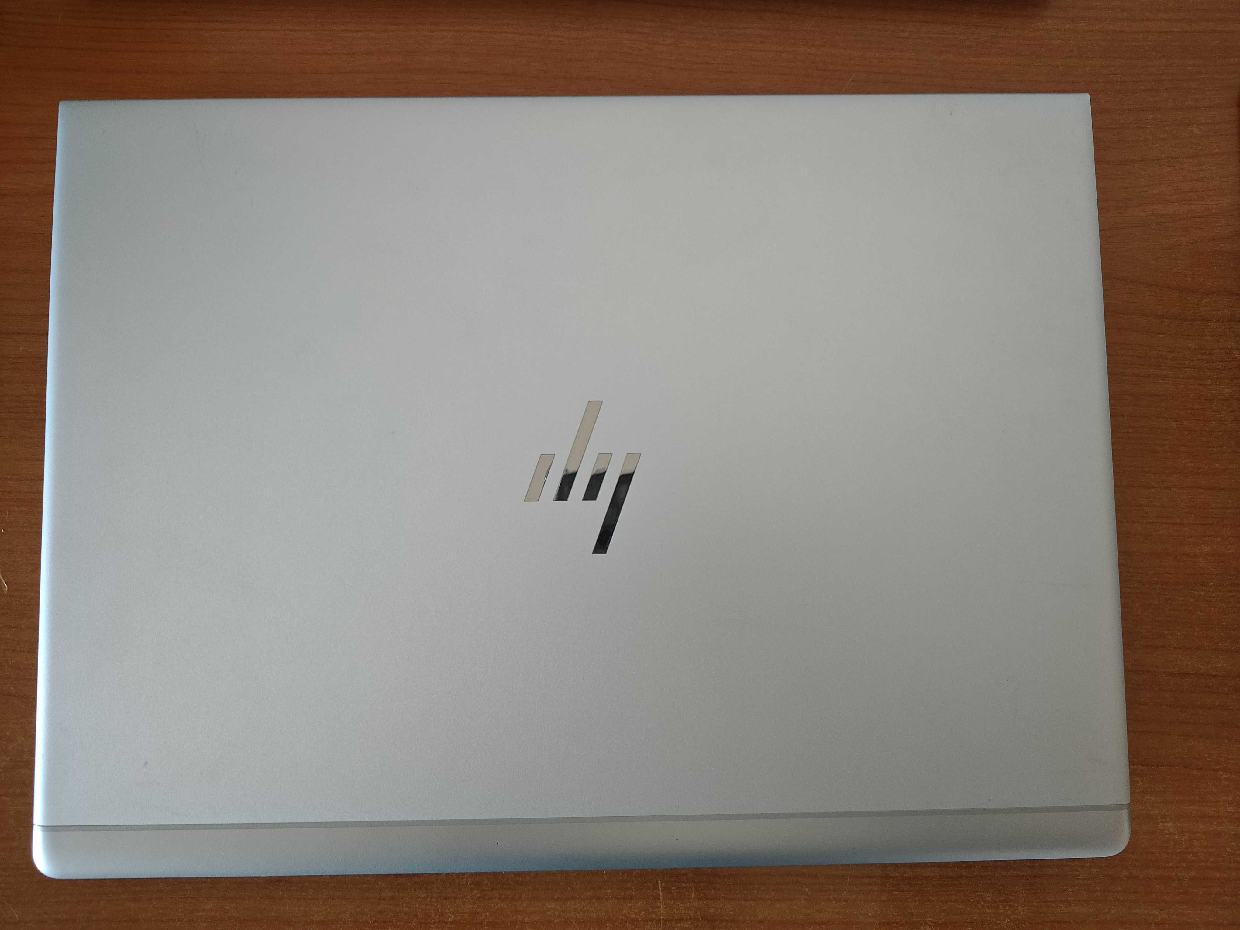 Laptop HP Elitebook 830 G5 13.3 FHD i5-8350U 12 GB DDR4 SSD 256 SIM 4G
