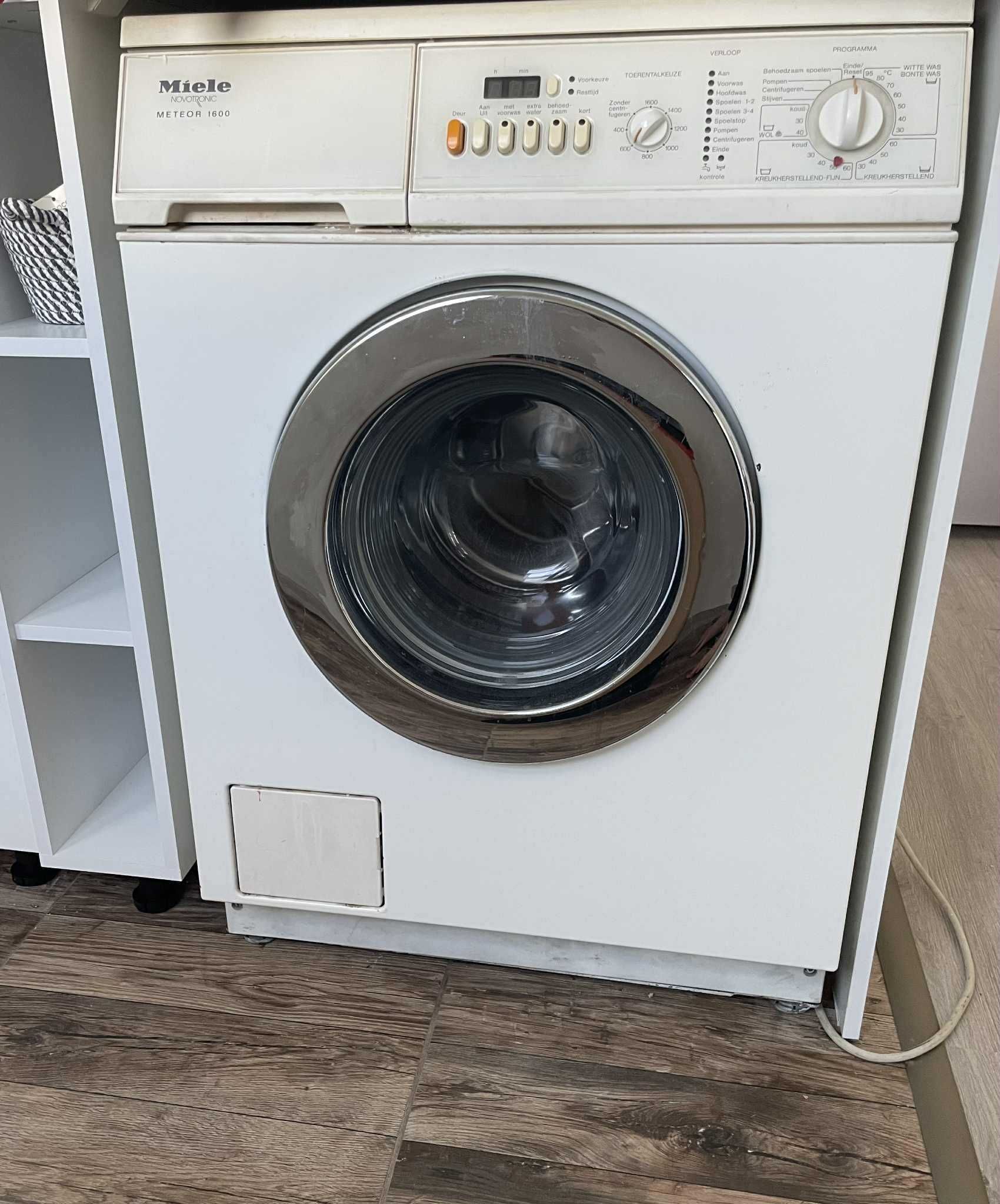 Miele Novotronic Работеща Пералня