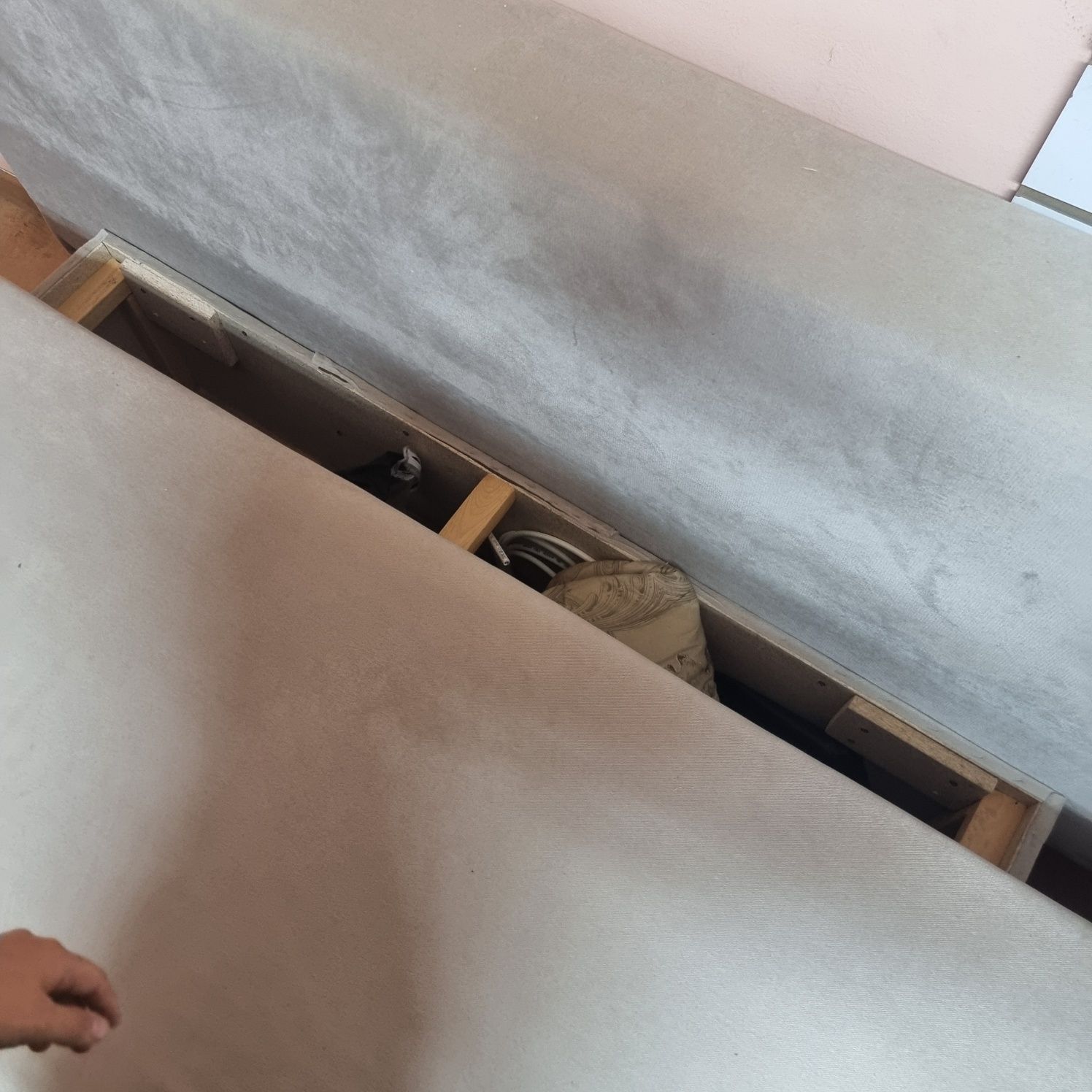 Продам диван 1,7м