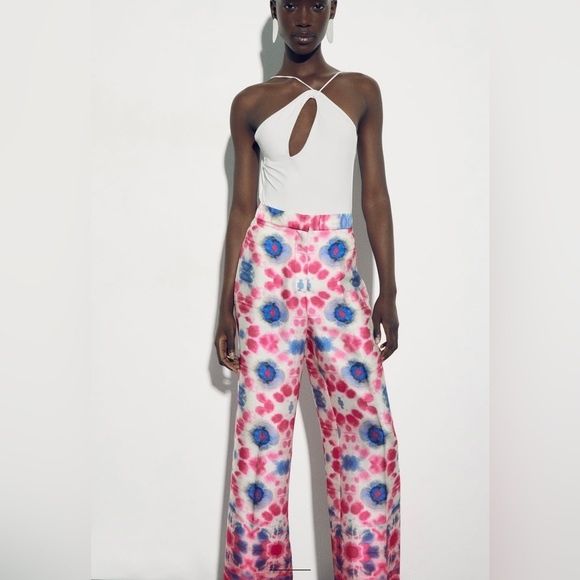 Дамски панталон Зара размер ХS