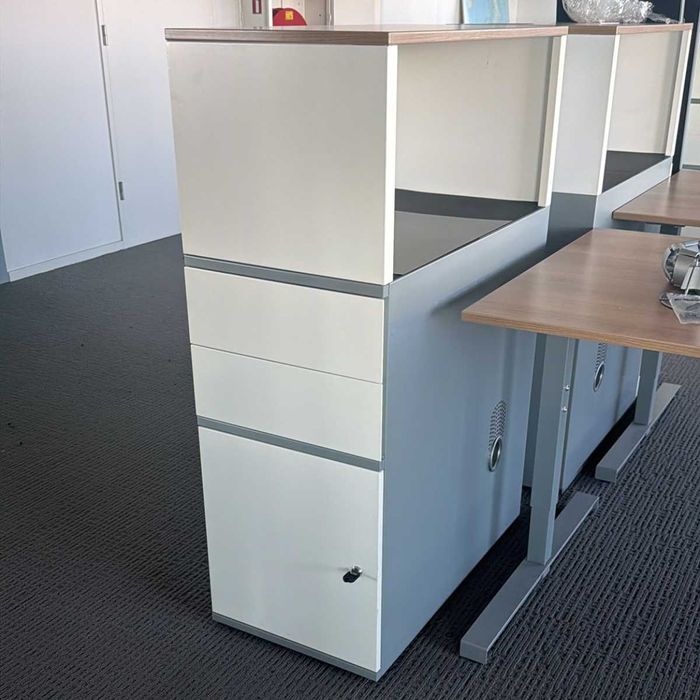 Dulap de birou cu sertare, raft și compartiment cu cheie