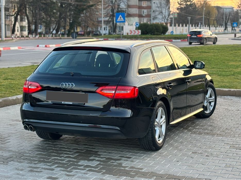Audi A4 B8.5 S-LINE 2.0TDI 143c.p Automat 8+1 Full led
