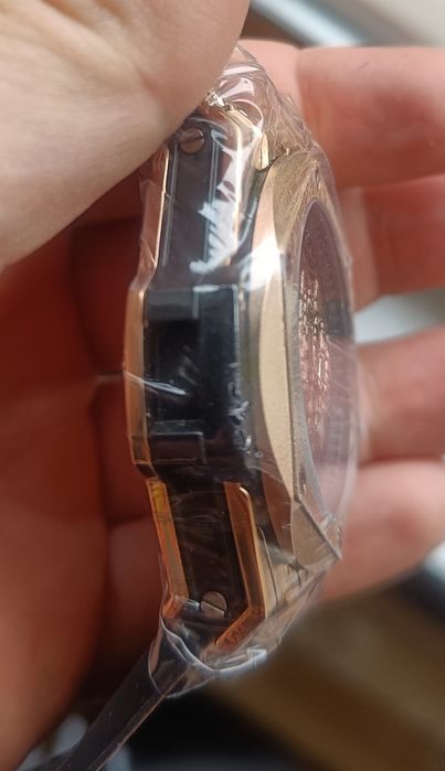 НОВ Мъжки часовник