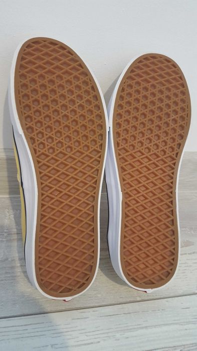 Нови жълти гуменки VANS unisex EUR40,5