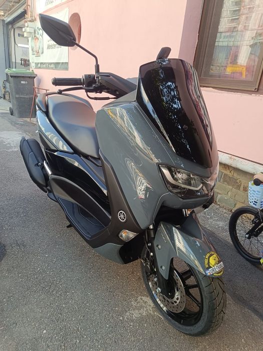 De vânzare scutere YAMAHA
