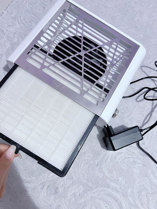 Нов прахоуловител за маникюр!