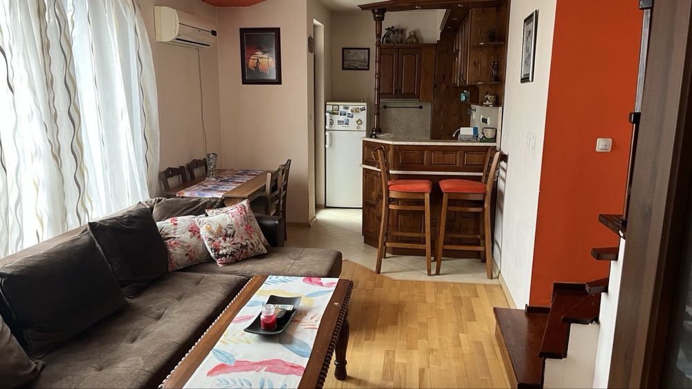 Мезонет в квартал Запад