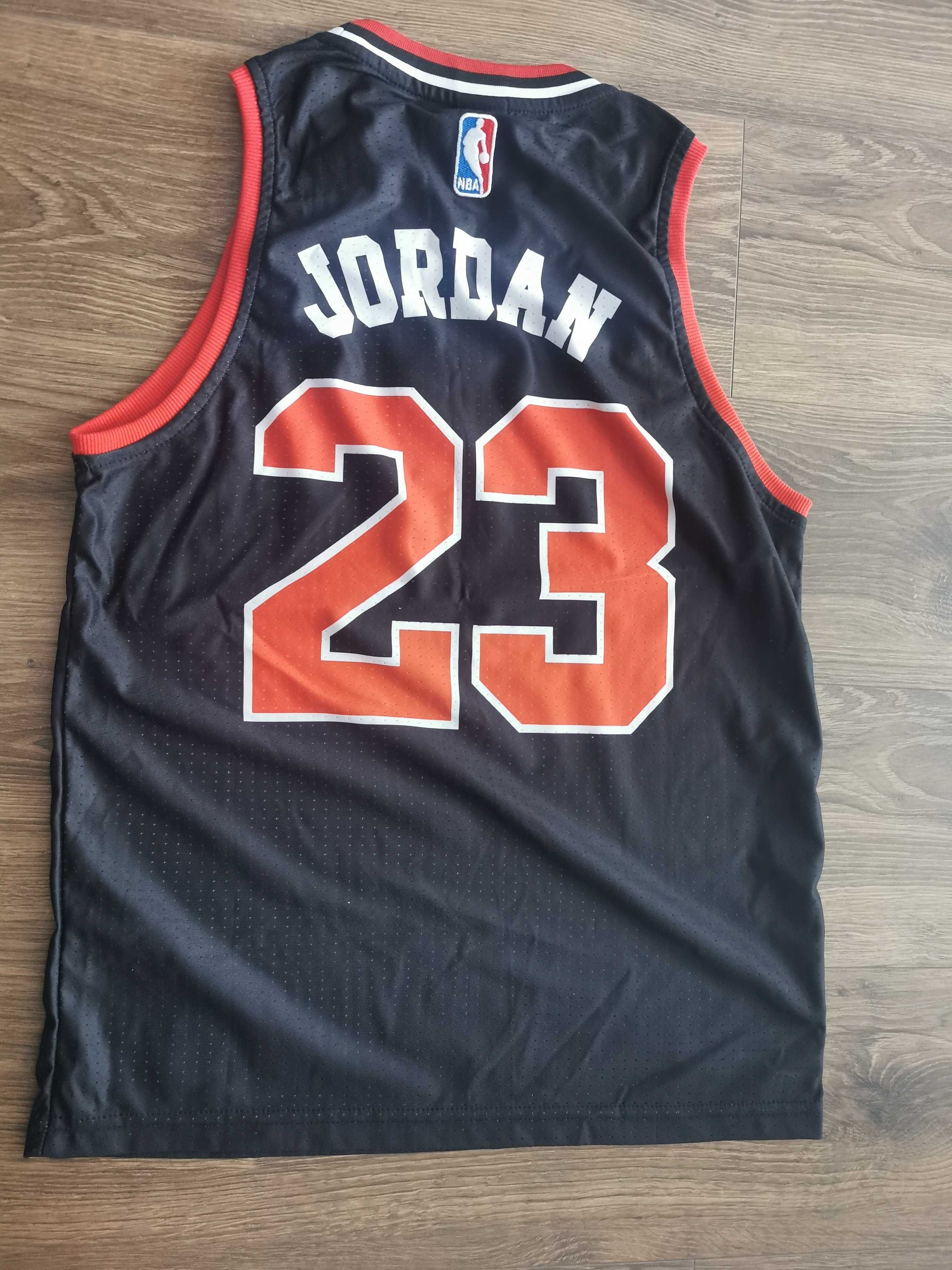 Maieu JORDAN 23 negru (mărime M)