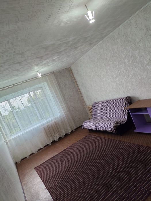 НЕ РИЭЛТОР!!! Сдам полуторку район дворца спорта Красина 1