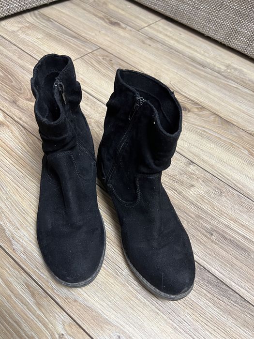 Ghete negre de primavara