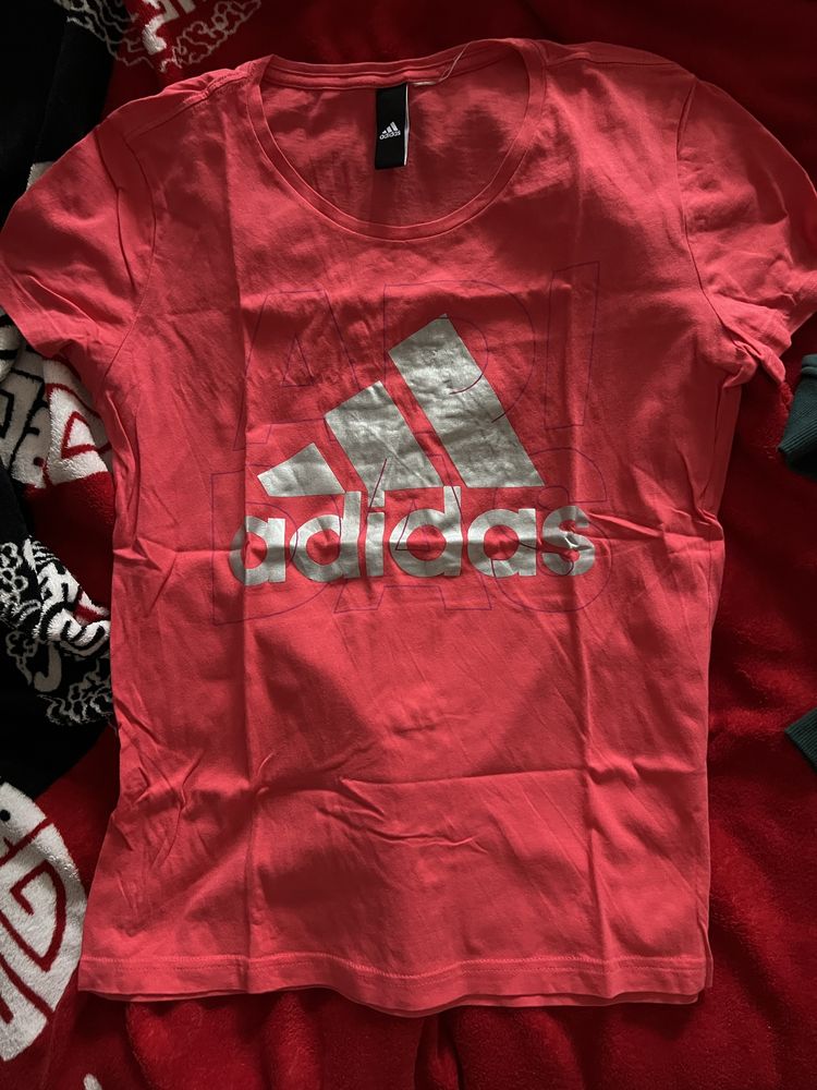 Спортна тениска adidas