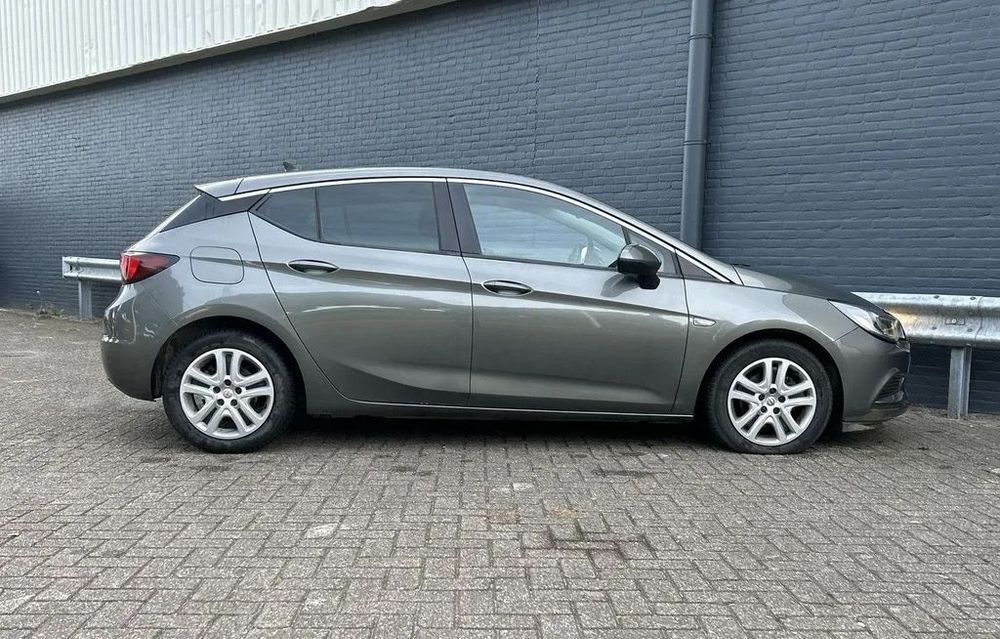 Opel Astra Astra 1.0 benzina-Full_navi-Clima-Jante-Garantie-Km 100% pe factura