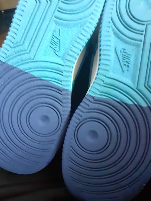 Nike Air Force  1 LV8 2,  marime  33,5