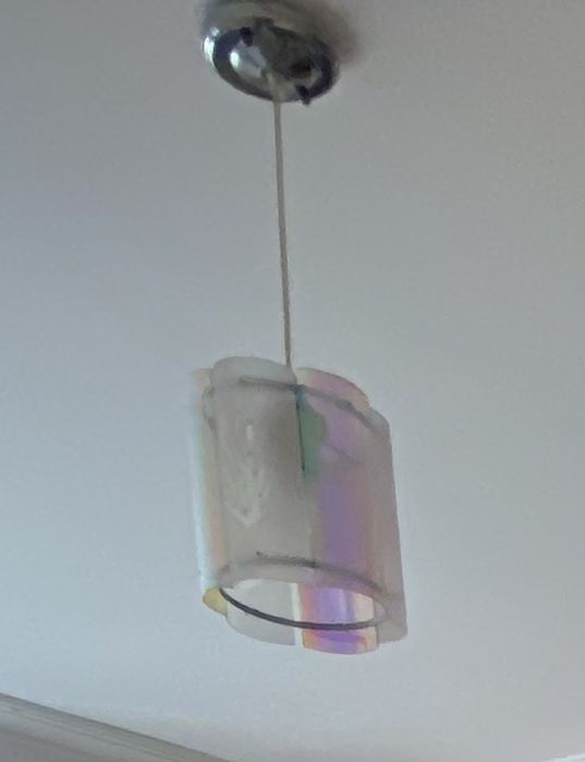 Продам люстру самовывоз