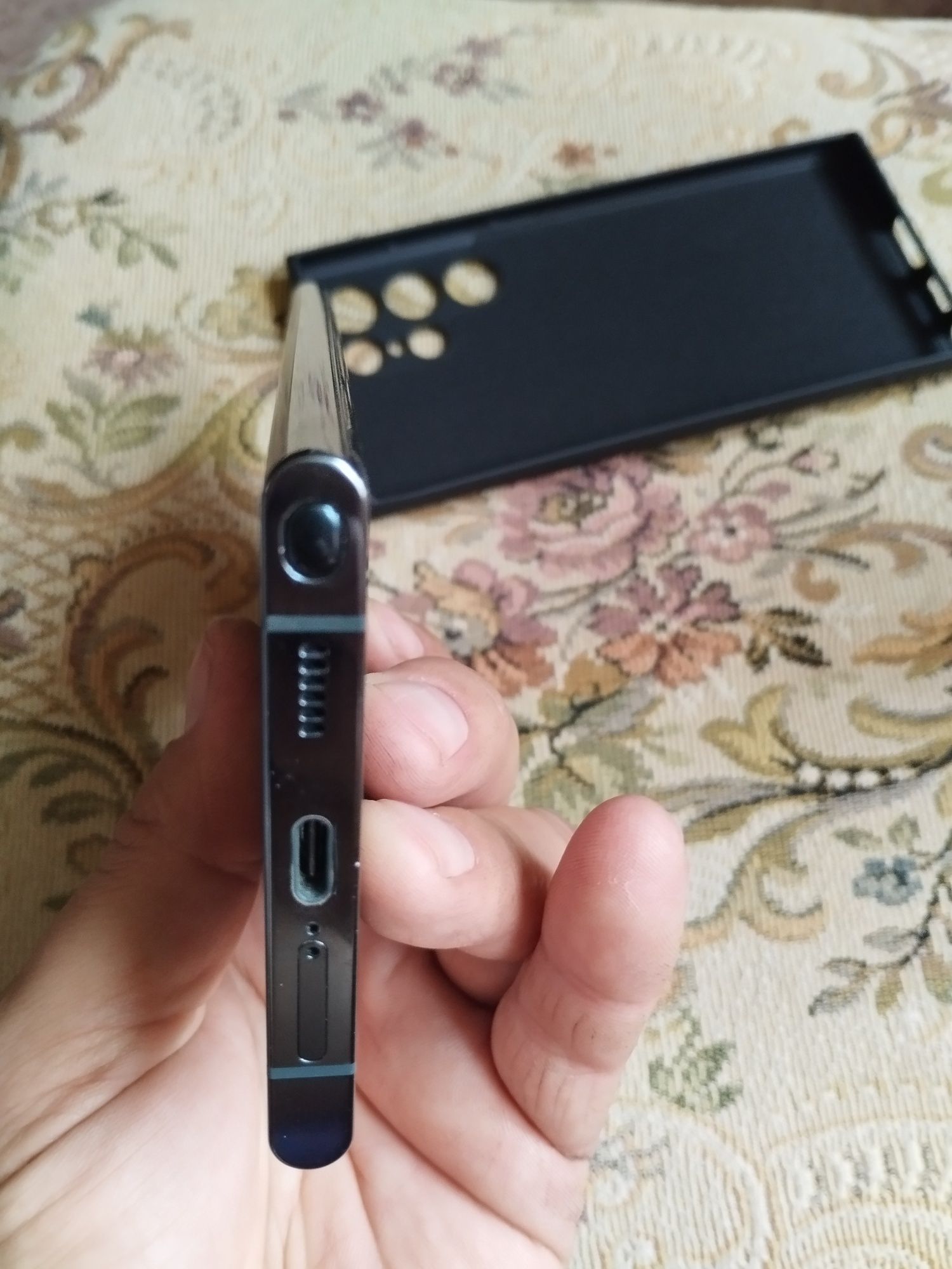 Samsung s22 ultra 12/256Gb зелен Бартер