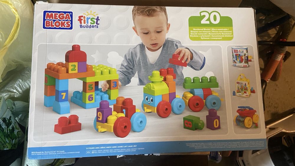 СЕТ Mega Bloks 2 вида - Детска маса + Влак с цифро (50+ части)