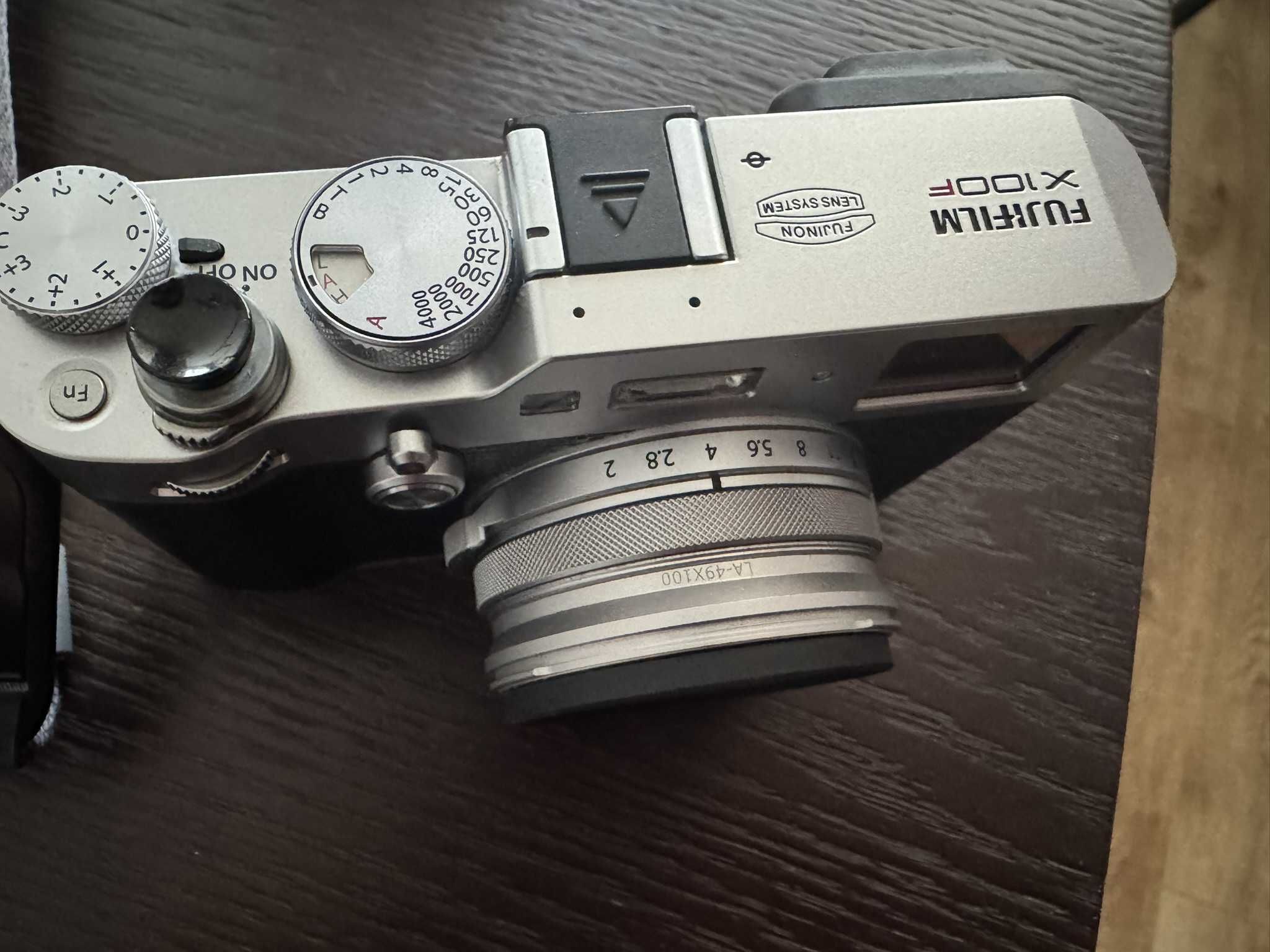 Фотоапарат Fujifilm X100F с аксесоари
