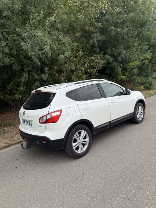 Nissan Qashqai 2013 Tekna 1.6 dci 130 cp 4x4