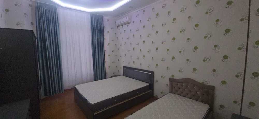 Срочно сдается дом 6 комнат,2,5 сотки.ор-р Аэропорт