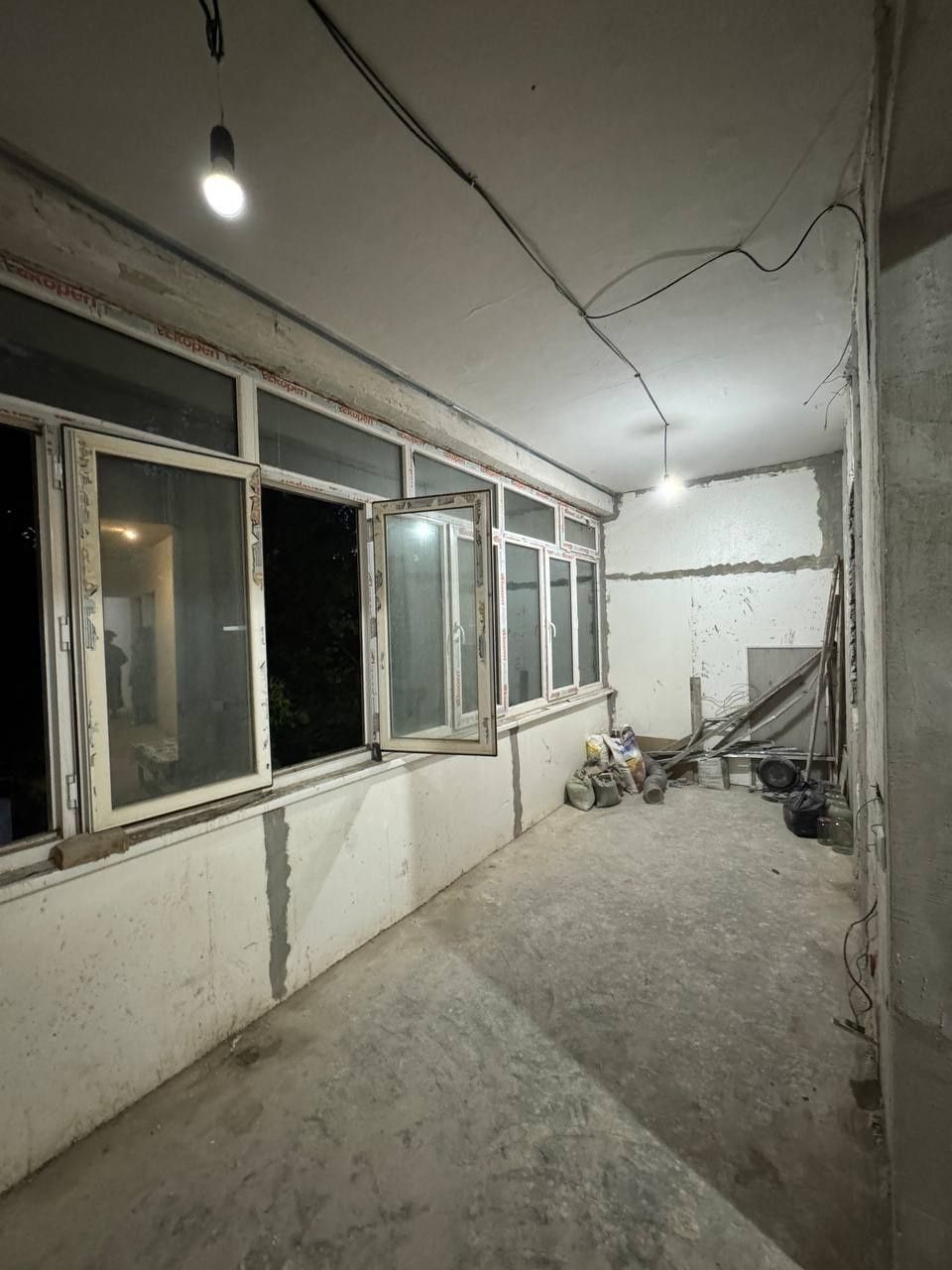 Срочно продаётся 4 ком 2 этаж 8 микрорайон